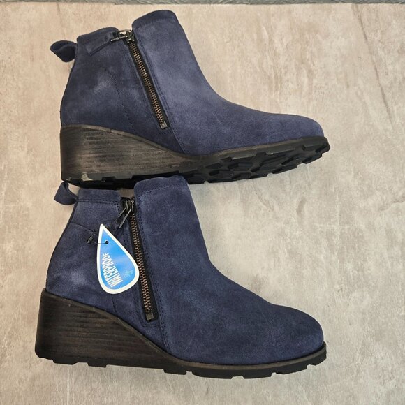 OTBT Waterproof Ankle Wedge Booties Sz 8.5 Navy Blue Suede Outdoor Comfort Boots - Picture 5 of 11